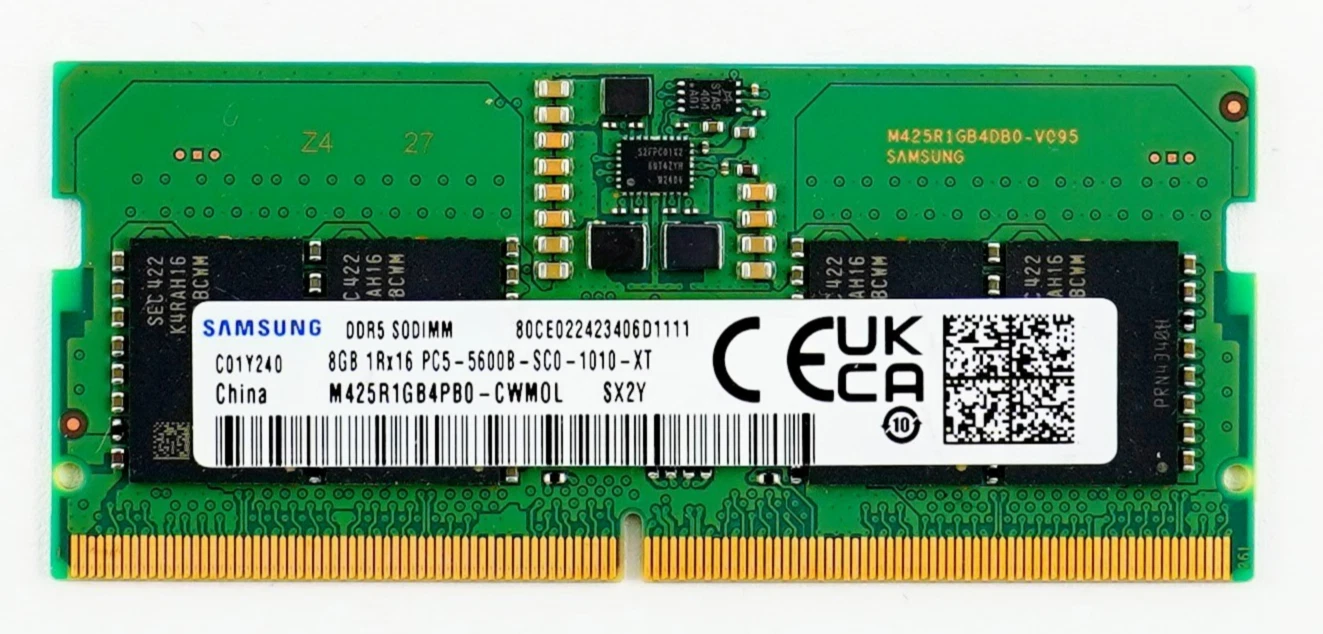 Samsung M425R1G8APB0-CWMOL • 1x8GB • DDR5 • 5600 MT/s • SO-DIMM